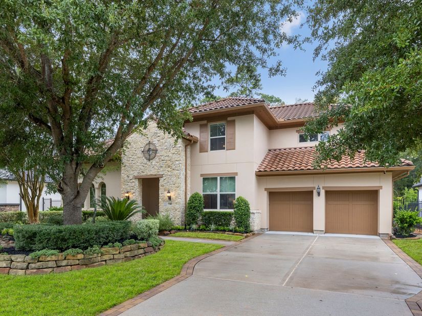 39 Pondera Point Dr, Tomball TX 77375