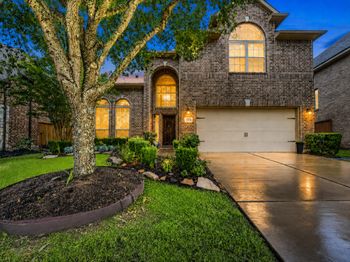17615 Sauki Lane
