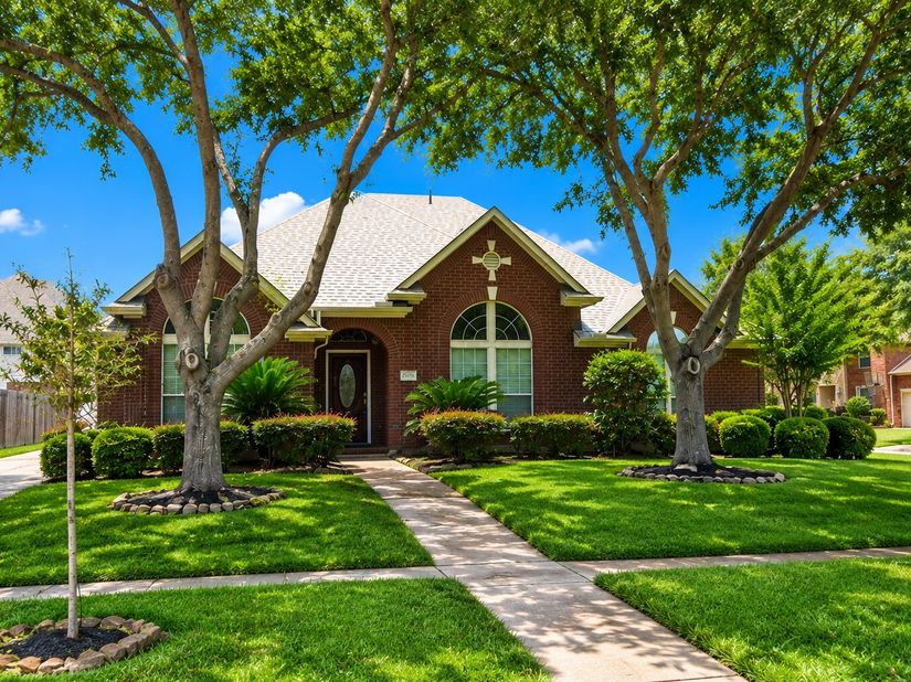 4202 Shady River, Missouri City TX 77459