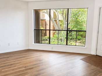 3150 Walnut Bend Lane