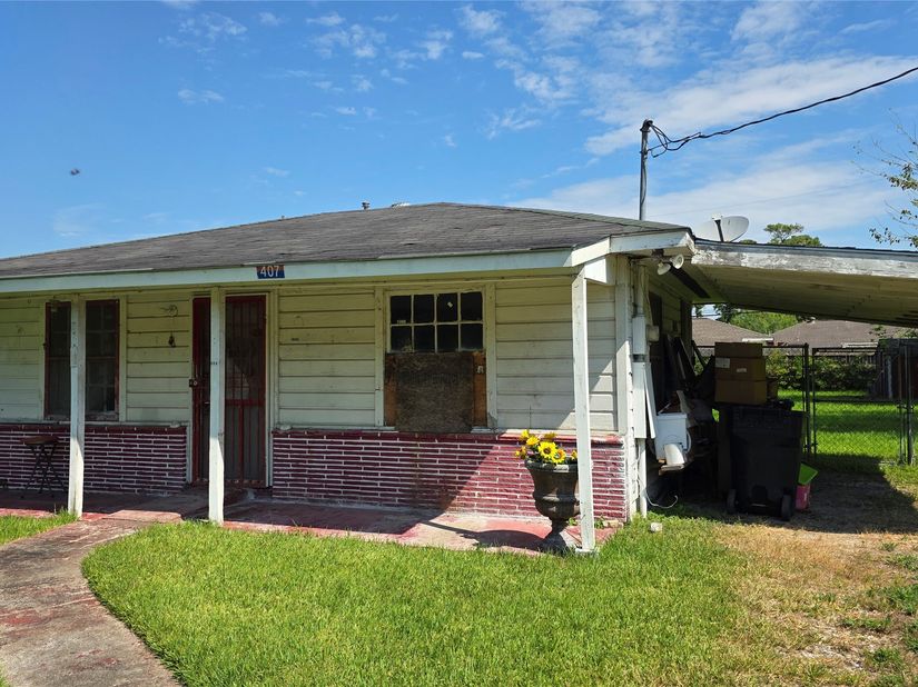 407 Turner Drive, Houston TX 77076