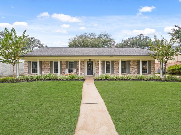 3019 Riata Lane, Houston TX 77043