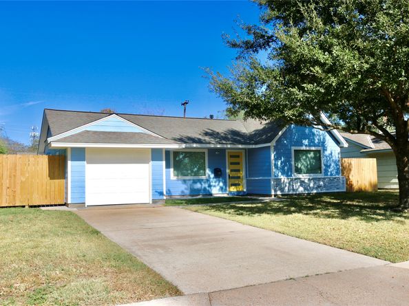 7118 Edgemoor Drive, Houston TX 77074