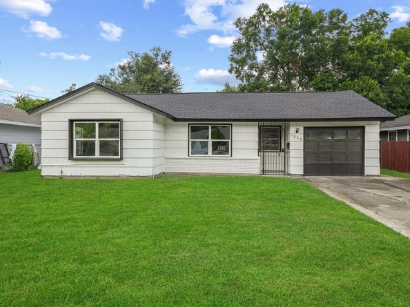 5826 Belmark Street, Houston TX 77033