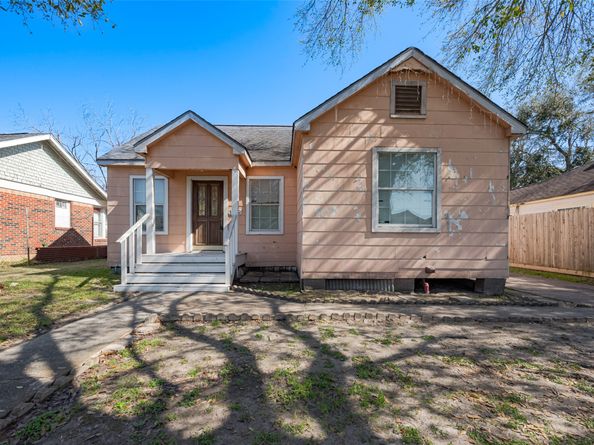 7429 Rusk Street, Houston TX 77011