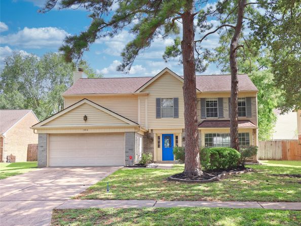 15918 Pinyon Creek Drive, Houston TX 77095