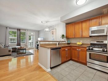 4 Constellation Pl