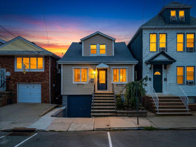 606 82nd St, North Bergen NJ 07047