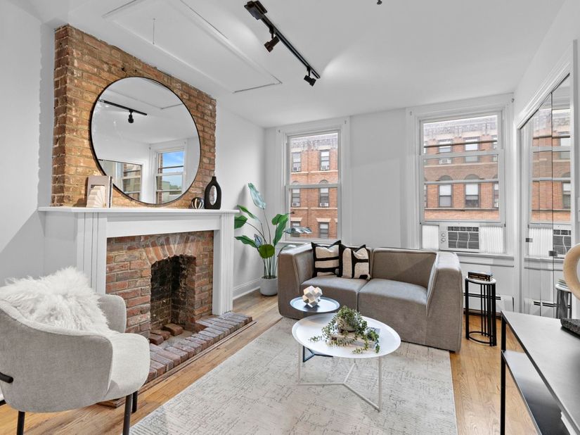 204 Willow Ave 4R, Hoboken NJ 07030