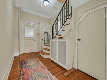 200-202 Oak St