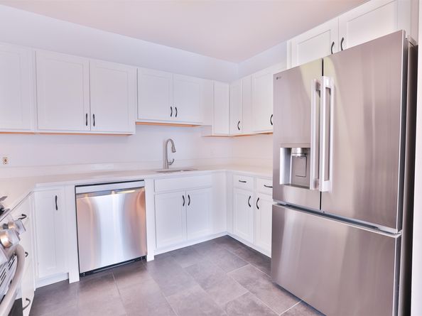 205 Park Ave 3, Hoboken NJ 07030