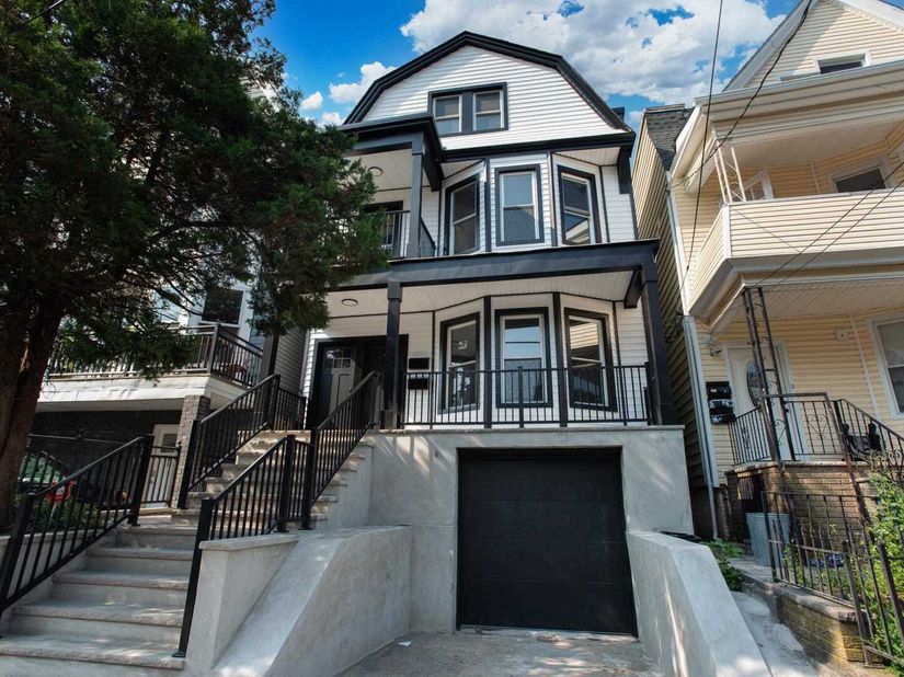 219 Jewett Ave, Jersey City NJ 07304