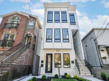 221 Columbia Ave