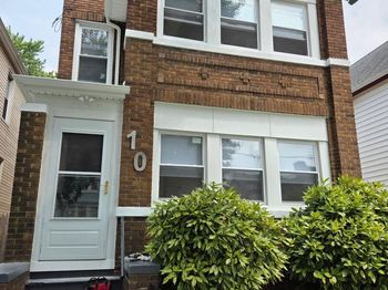 10 Wade St