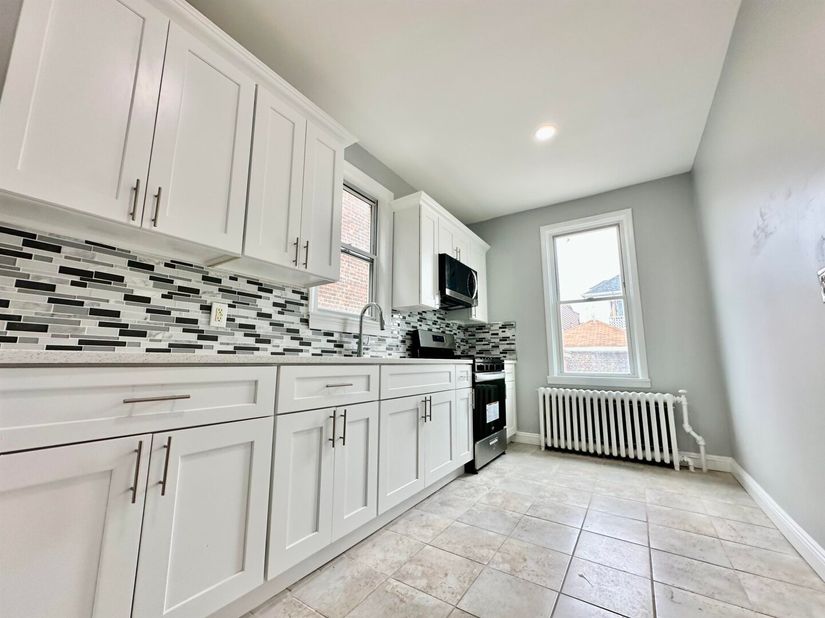 8609 2nd Ave, North Bergen NJ 07047