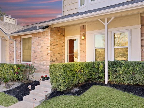11901 E Swearingen DR 27, Austin TX 78758