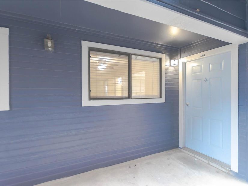 2500 Burleson RD 601, Austin TX 78741