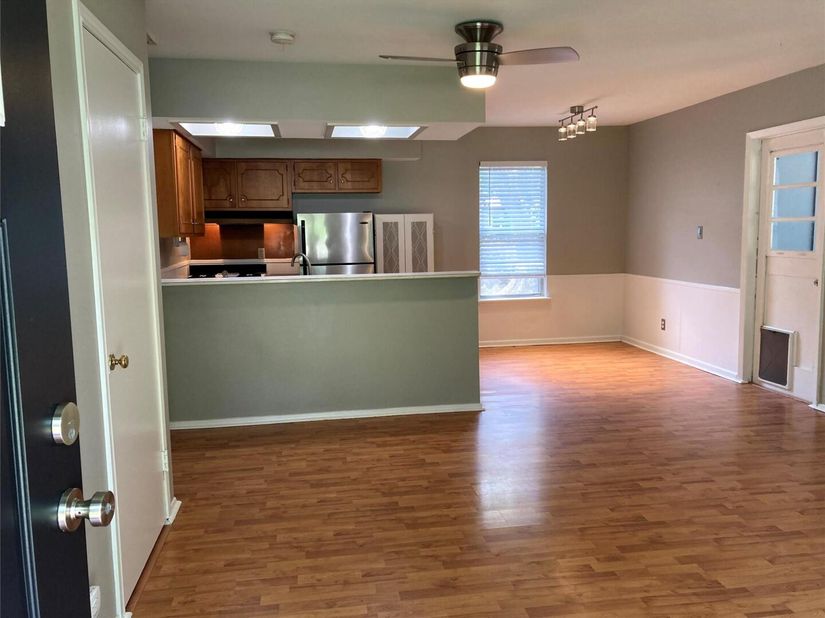 8308 Hathaway DR, Austin TX 78757