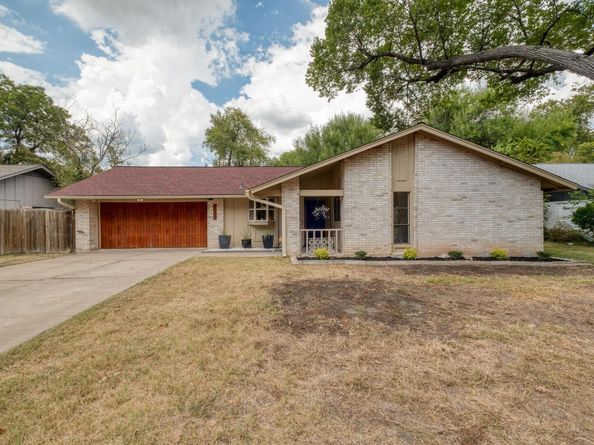 9214 Hunters TRCE E, Austin TX 78758