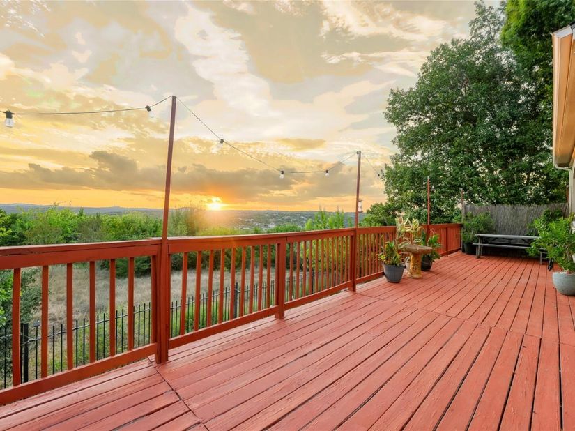 13013 Bloomfield Hills LN, Austin TX 78732