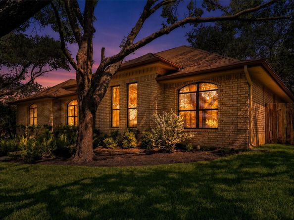 8312 Saber Creek TRL, Austin TX 78759