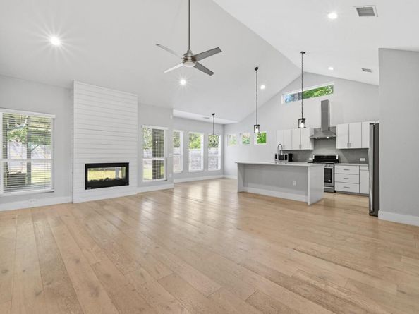 4207 Alexandria DR, Austin TX 78749