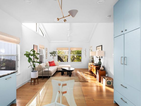 2007 Alameda DR, Austin TX 78704