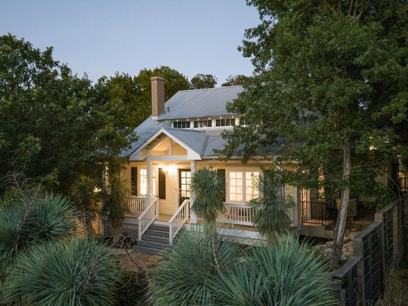 1105 Travis Heights BLVD, Austin TX 78704