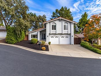 1235 Greenview Court