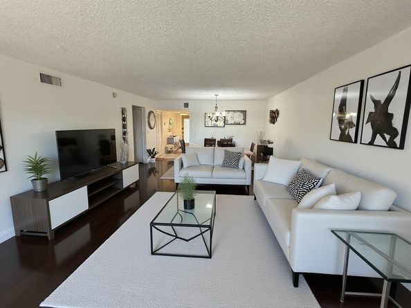 2850 Forest Hills Boulevard 214, Coral Springs FL 33065