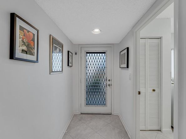 15301 Pembridge Avenue 49, Delray Beach FL 33484