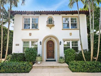 240 Seabreeze Avenue