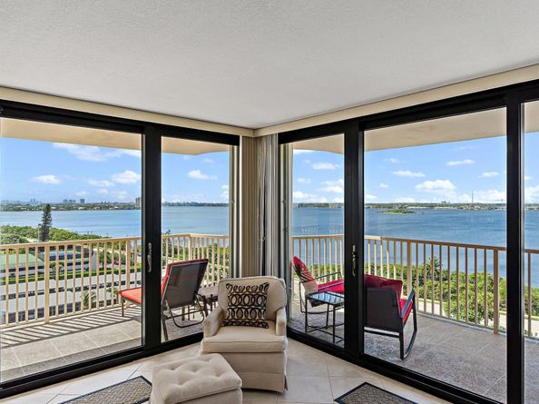 5480 N Ocean Drive A9c, Singer Island FL 33404