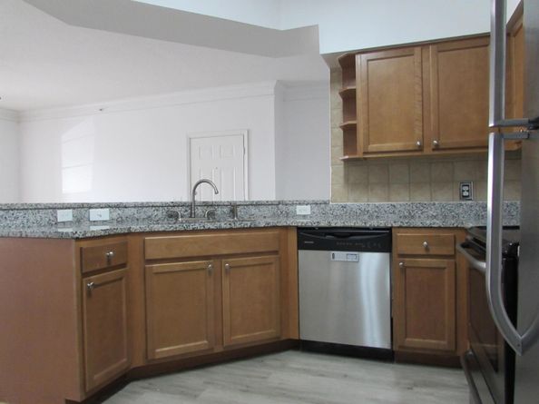 9873 Baywinds Drive 5107, West Palm Beach FL 33411