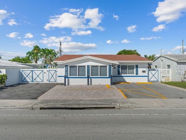 1539-1541 NE 15th Avenue, Fort Lauderdale FL 33304