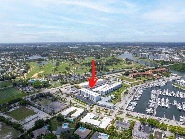 155 Yacht Club Drive 308, North Palm Beach FL 33408