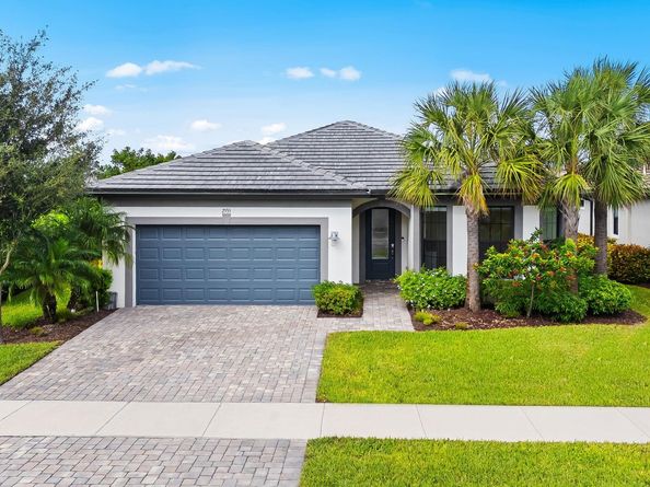 2535 Primrose Pl, Oakland Park FL 33309