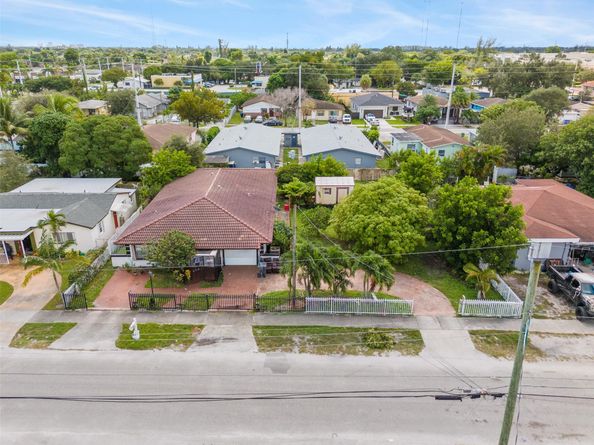 5720 Flagler St, Hollywood FL 33023