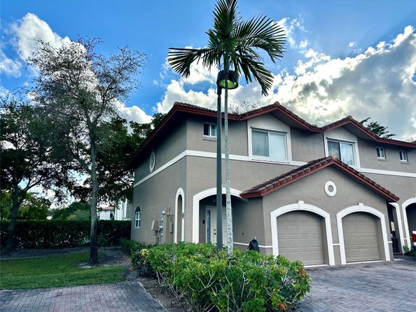 3102 Coral Ridge Dr 3102, Coral Springs FL 33065