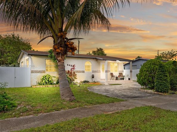 6432 Perry Street, Hollywood FL 33024
