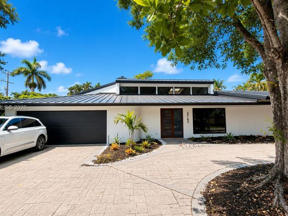 2765 NE 35th Drive, Fort Lauderdale FL 33308