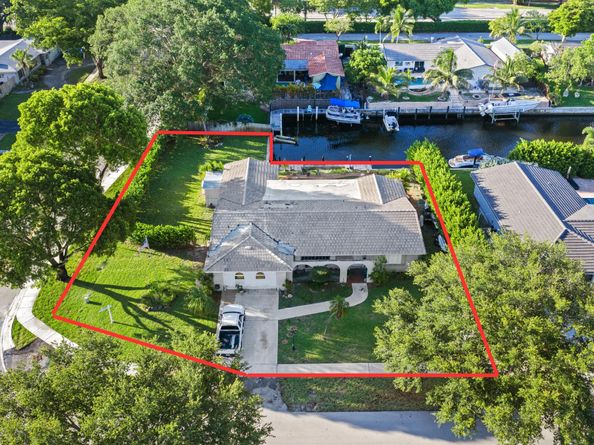 6241 SW 14th Street, Plantation FL 33317