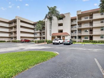 1911 Sabal Palm Drive