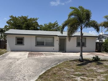 641 SW 14th Court