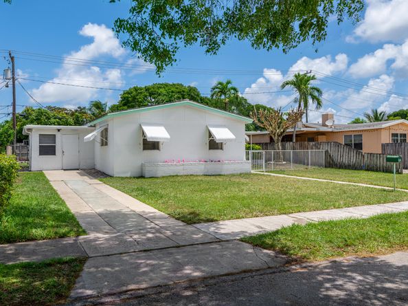 1029 Andrews Road, West Palm Beach FL 33405