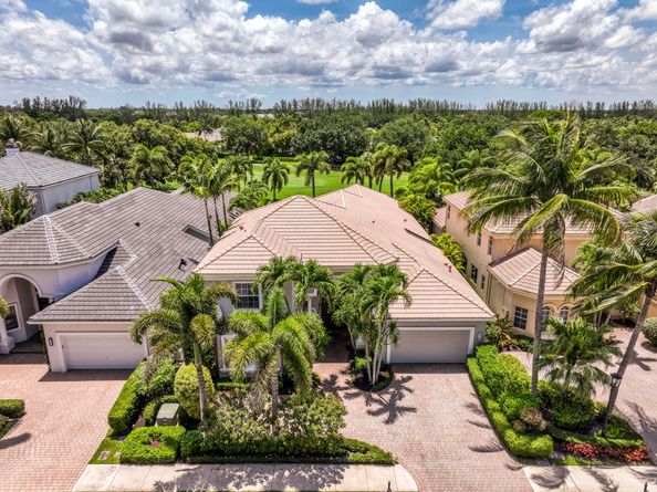 119 San Marita Way, Palm Beach Gardens FL 33418