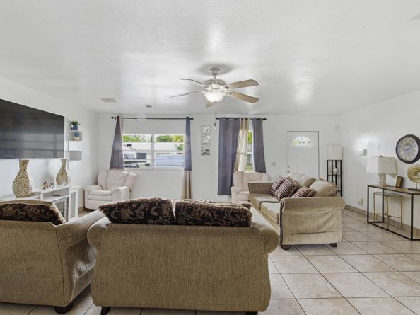 8230 SW 4th Place, North Lauderdale FL 33068