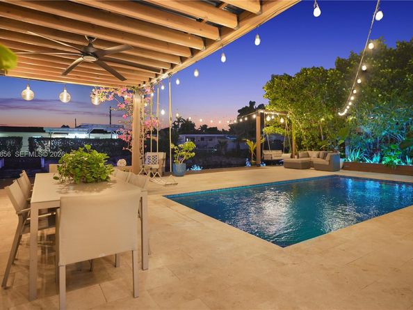 5241 SW 104th Avenue, Miami FL 33165