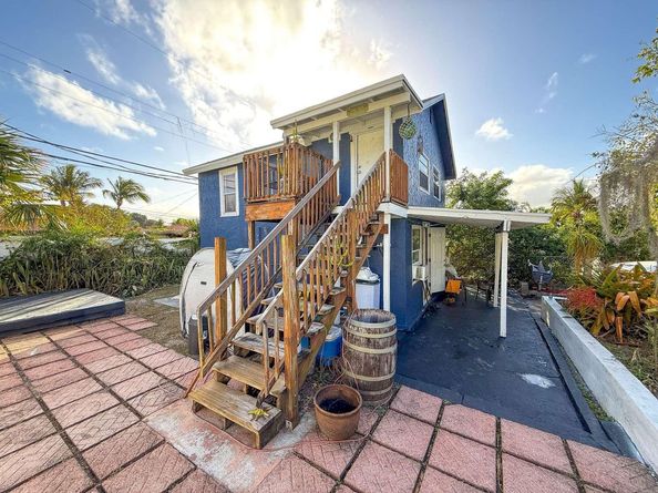 920 Selkirk Street, West Palm Beach FL 33405