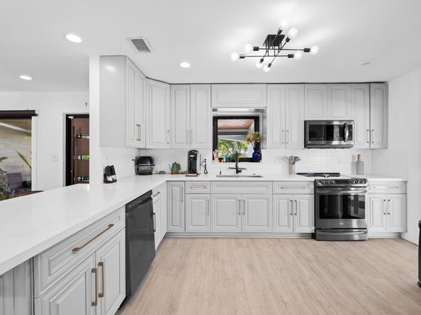 2601 NE 8th Court, Pompano Beach FL 33062